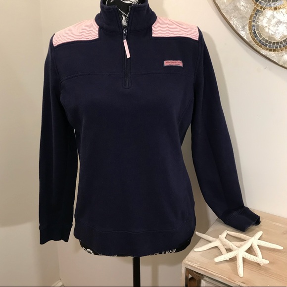 Vineyard Vines Tops - EUC Vineyard Vines Sweatshirt 🐳🐳🐳